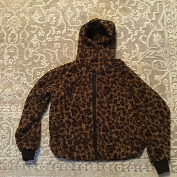 Cheetah Lou & Grey Jacket - Picture 1 of 2